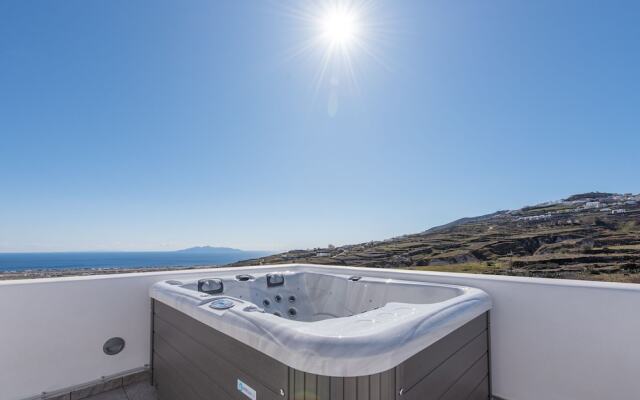 Golden View Jacuzzi Suites