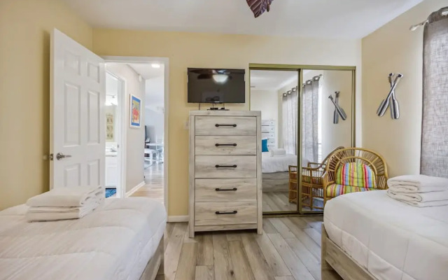 Sandpiper Cove 3104 2 Bedroom Condo by RedAwning