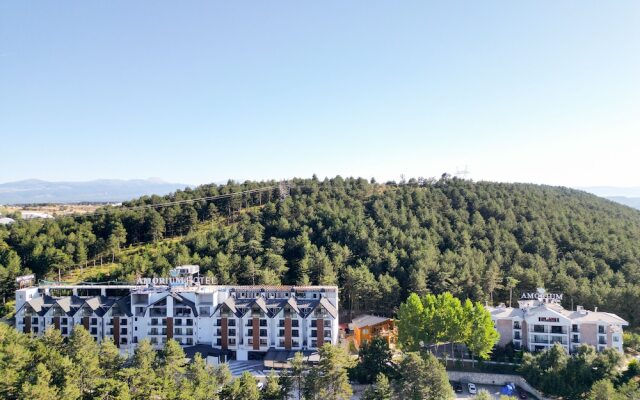 Amorium Wooden Stone House