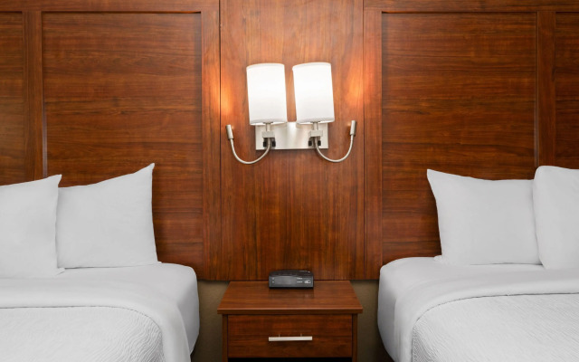 Wingate by Wyndham College Station South