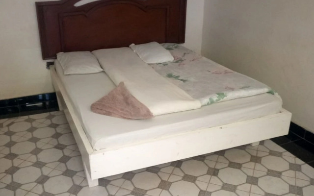 Esidai Hotel