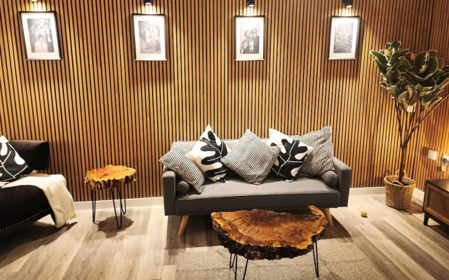 L1 Luxury Apartment