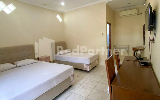 Hotel Kurnia @ Jln Pemuda Blora RedPartner