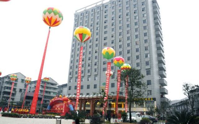Wulingcheng Hotel