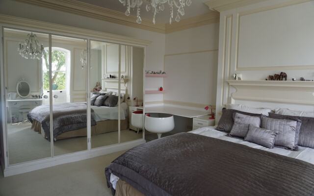 West Wing B&B