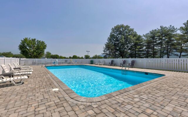 Motel 6 Mount Jackson, VA - Shenandoah