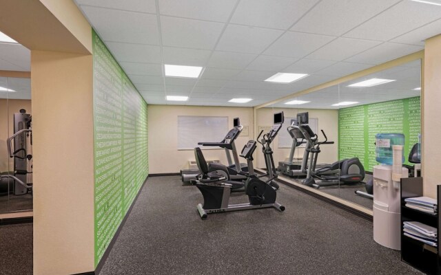 La Quinta Inn & Suites Knoxville Airport