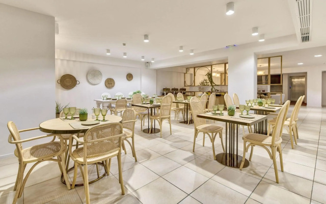 Arkadia Luxury Hotel Apartments