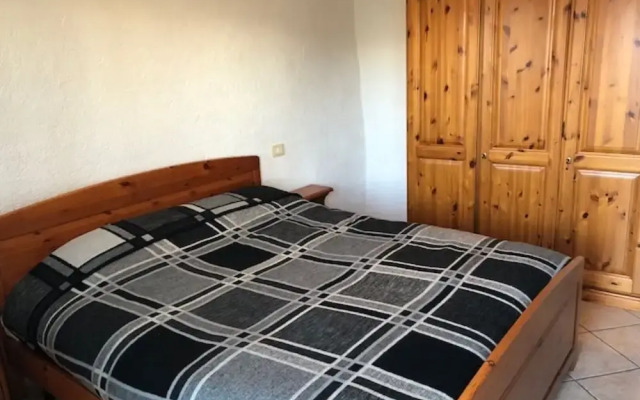 Malarz Alps Apartment by holidayngo