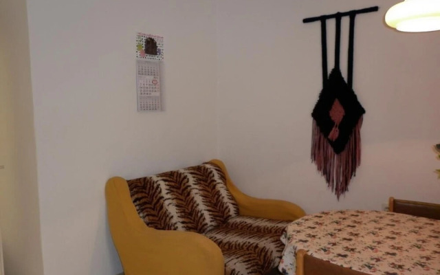 Tonia - Great Location & Afordable - A1