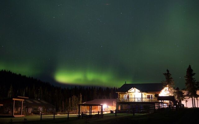 Tonglen Lake Lodge