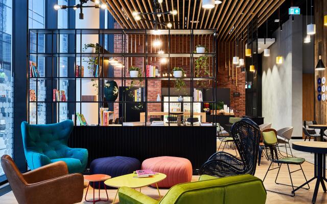 Holiday Inn Express Warsaw - The HUB, an IHG Hotel