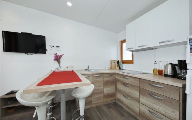 Mobile Home Kalcit