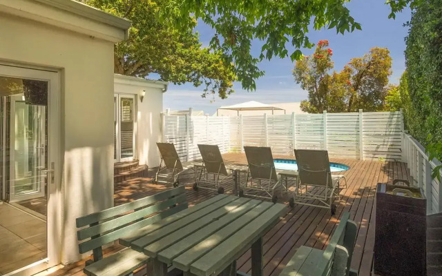 Oaklands On The Knoll