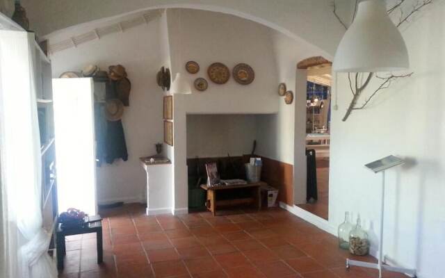 Monte das Aranhas Wine Luxury