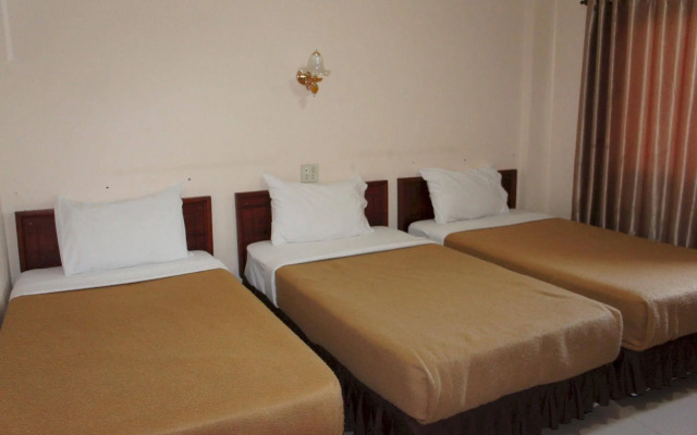 Chaleunehoung Hotel