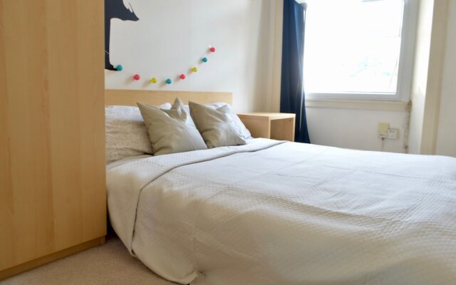 1 Bedroom Flat In Central Edinburgh