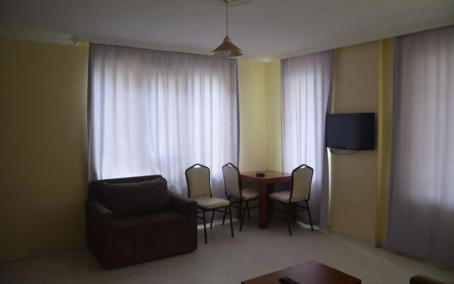 Rose Garden Apart Hotel