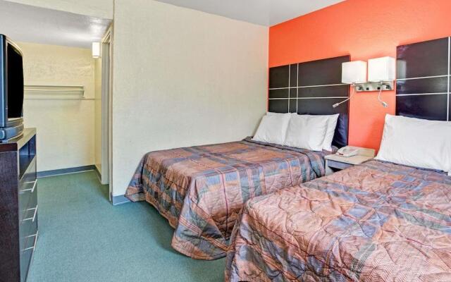 Knights Inn Jacksonville North