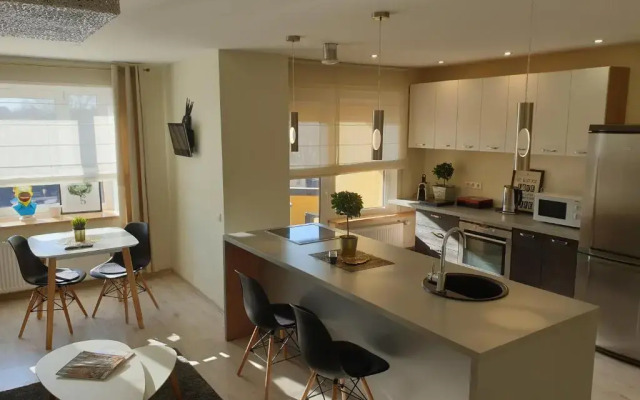 Samsara I: Peace begins with a smile