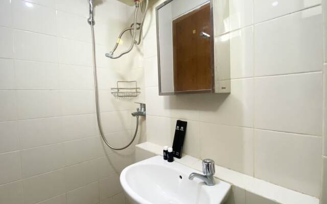 Basic 2BR At Lagoon Bekasi Town Square Apartment
