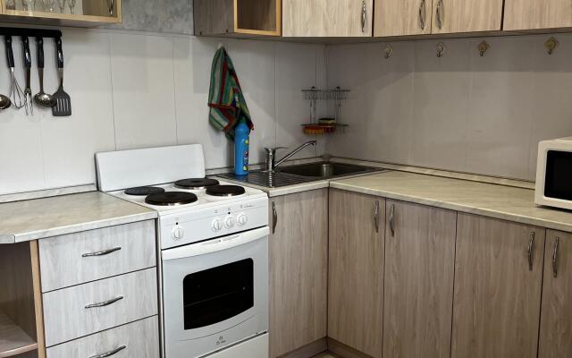 Уютный дом на улице Ларина