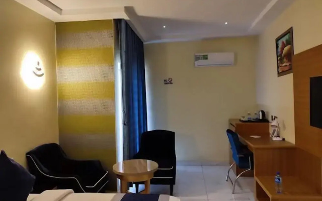 Villa Hilton  Hotels and Apartments