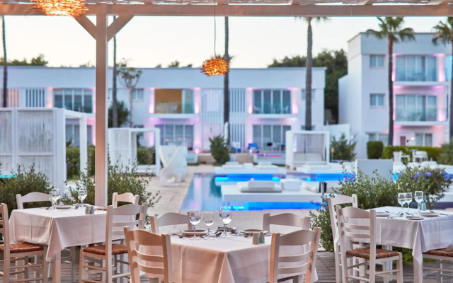 So Nice Club Resort