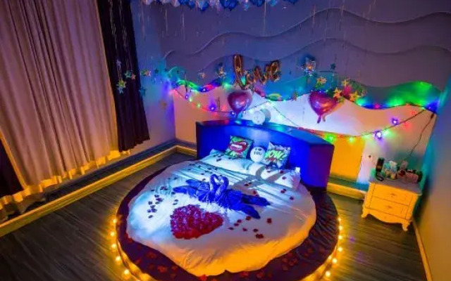Baolida Hotel (Tonghua Xinzhan Plaza Jingyu Middle School Store)
