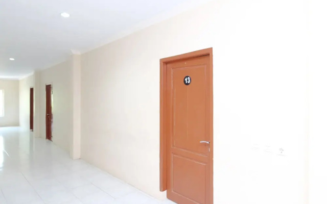 Airy Praya Pejanggik 8 Lombok