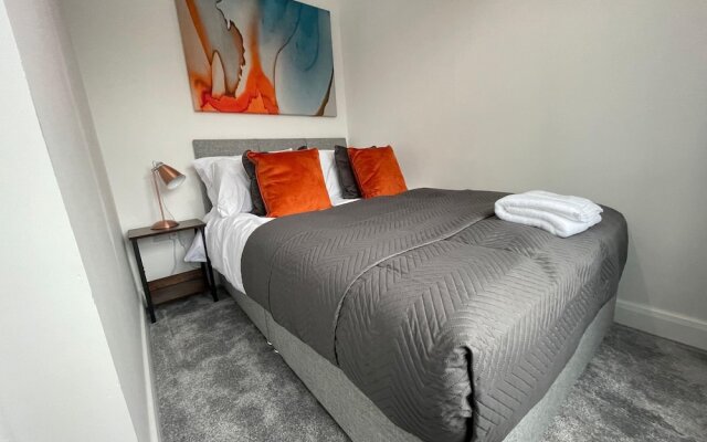 3 Bedroom New House with WiFi