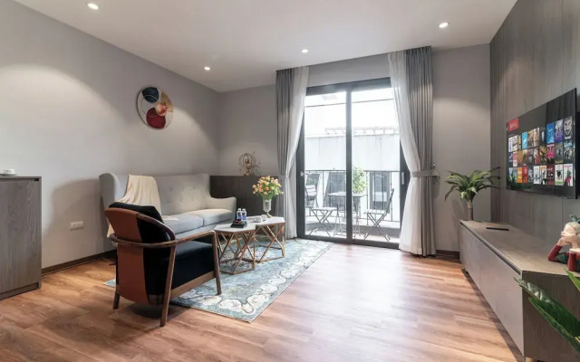 Luxe Paradise Suites Hotel  To Ngoc Van