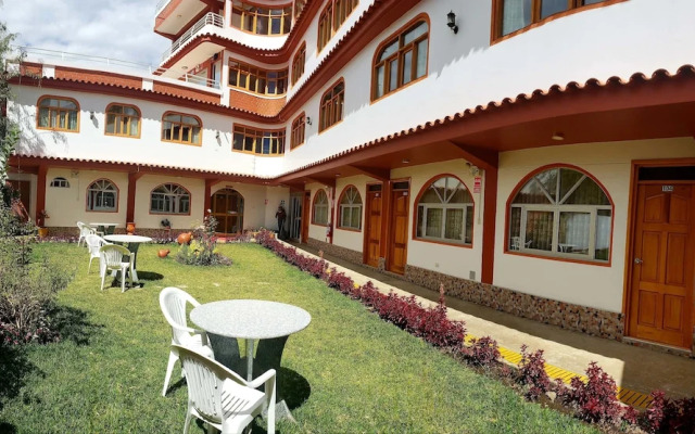 Morales Guest House