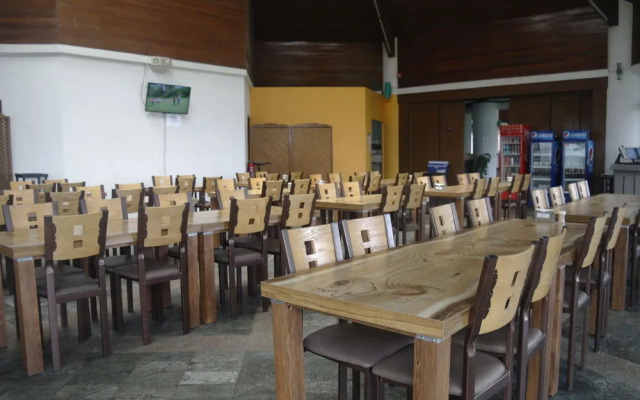 KC Hillcrest Hotel and Golf Club