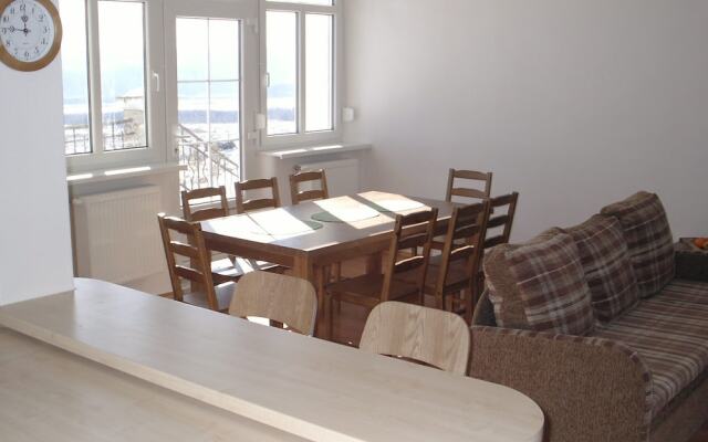 "modern, Spacious, Well Equipped Apartment in High Tatras Mountains"