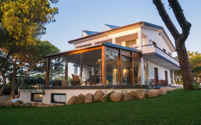 Azen Cool House