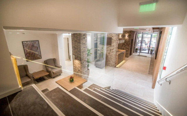 Belgrade Inn Garni Hotel