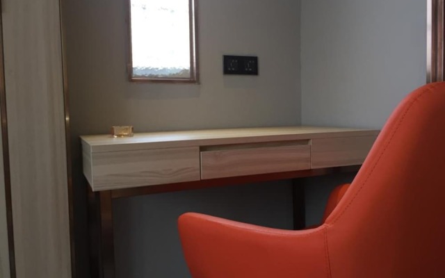 Lifu Hotel - Ke Cun Railway Station