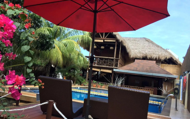 Palms Cove Resort