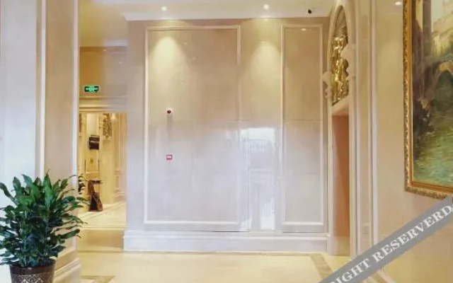Vienna International Hotel (Li County Administrative Center New District)