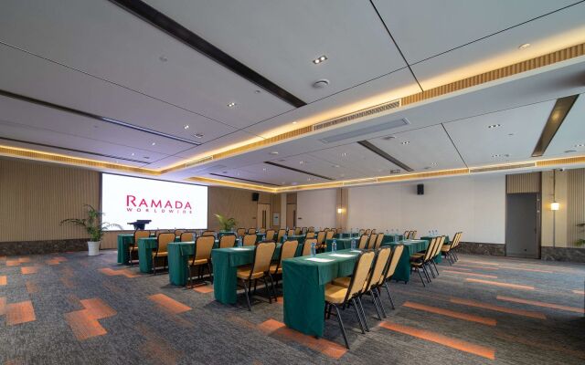 Ramada by Wyndham Guilin Yangshuo Resort