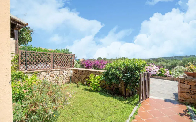 Rustic Studio in Marinella with Patio