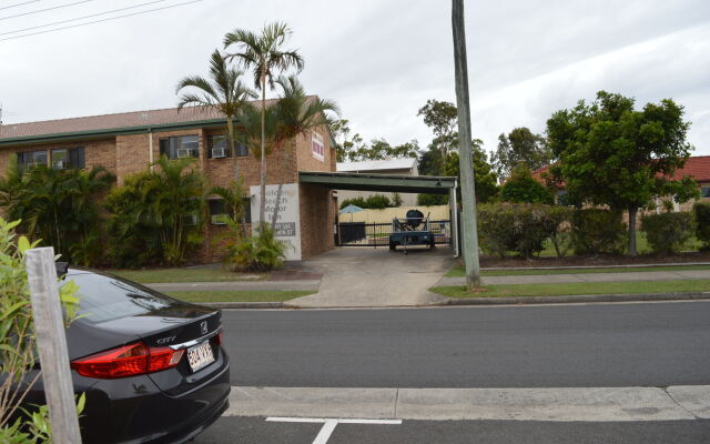 Golden Beach Motor Inn