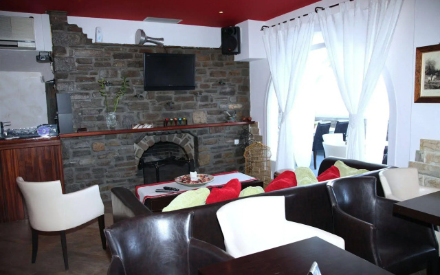 Nikolas Hotel