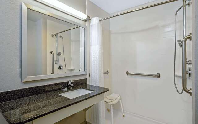 La Quinta Inn & Suites by Wyndham Kearney