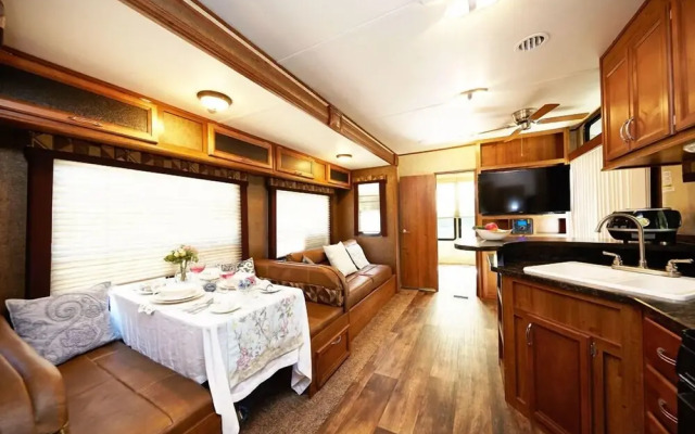 Sunshine Caravan