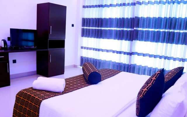 Aura Weligama Bay