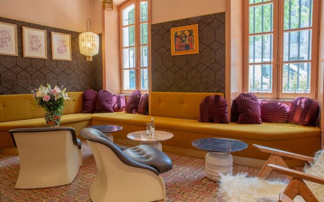 Le petit hotel