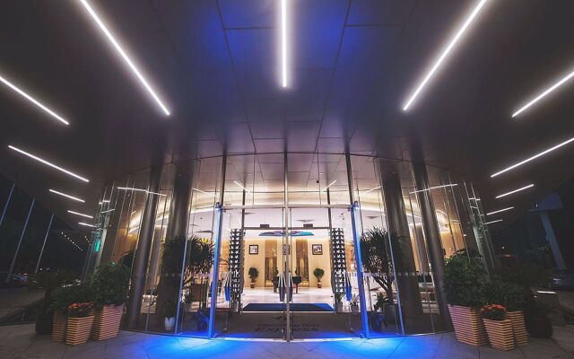 Holiday Inn Express Shanghai Songjiang Fangta by IHG