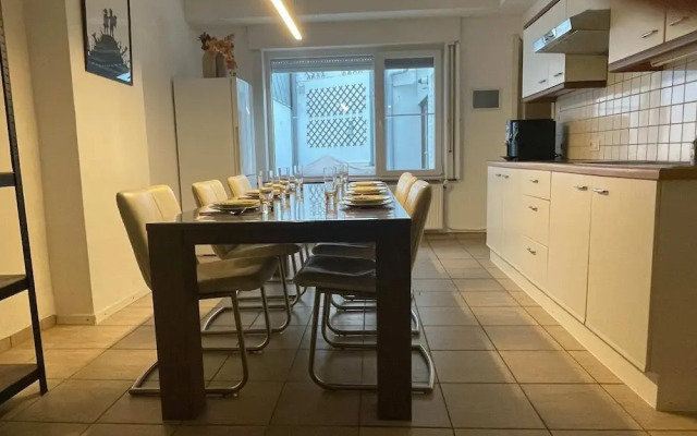 Huswell - Lovely Retreat for 4
